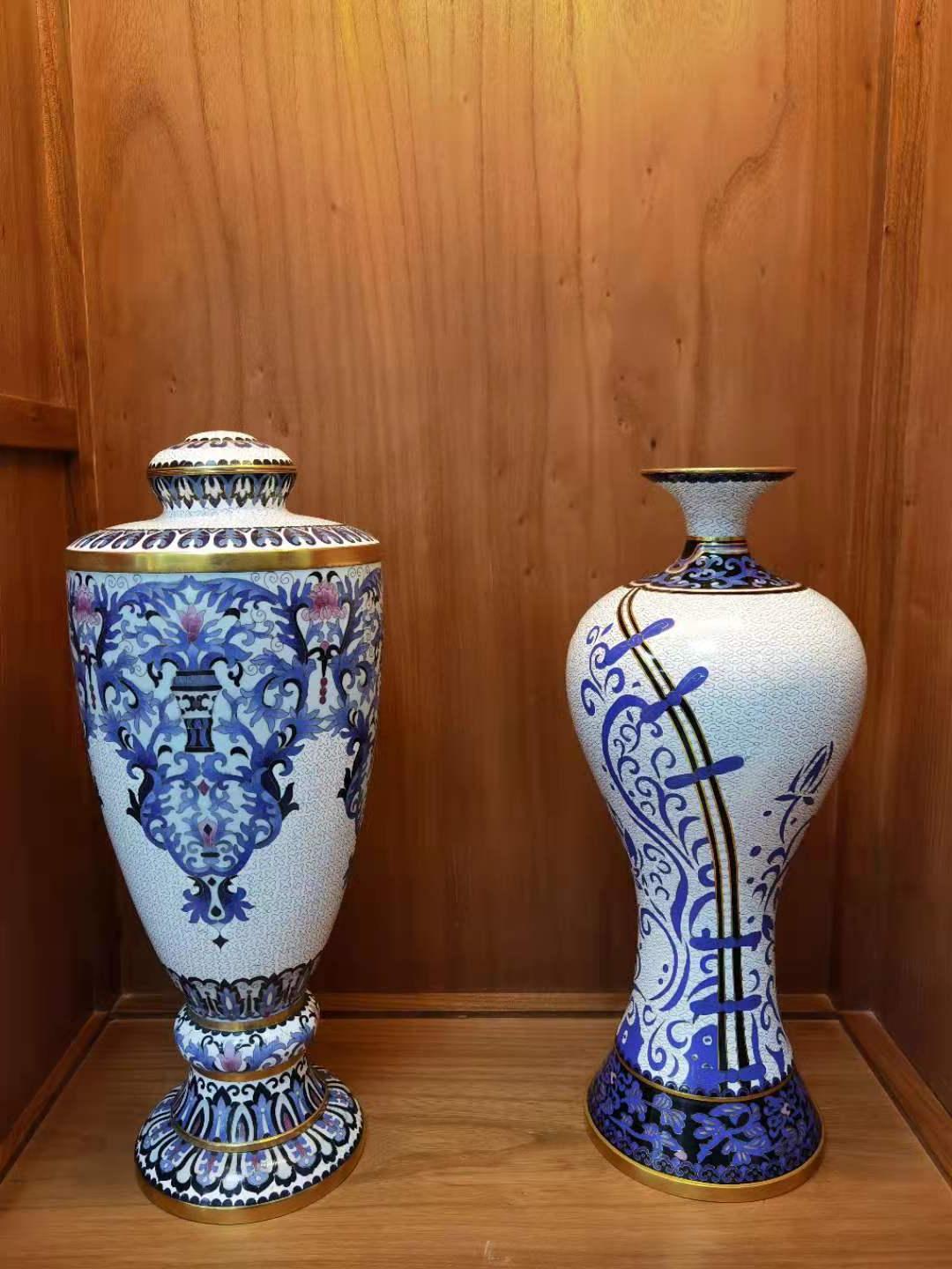 景泰蓝青花瓶